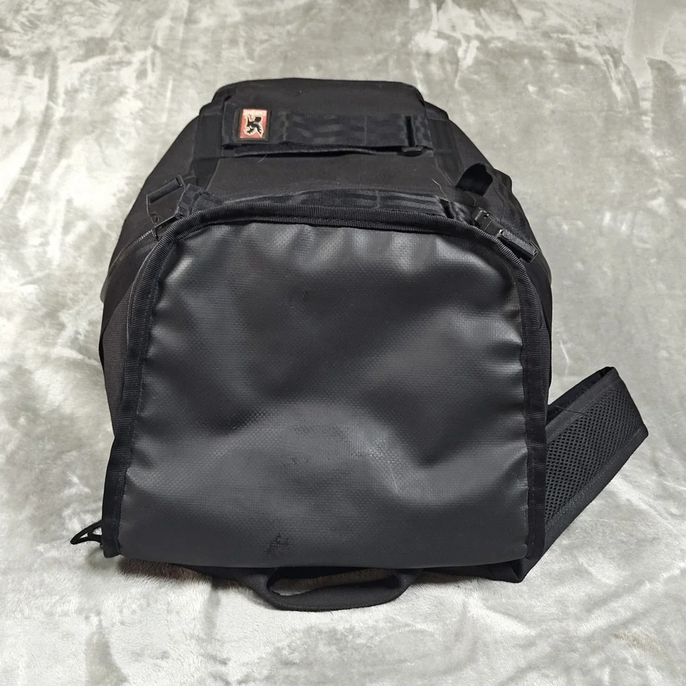 Chrome Industries Niko Camera Backpack Padded Travel Commute Messenger Laptop